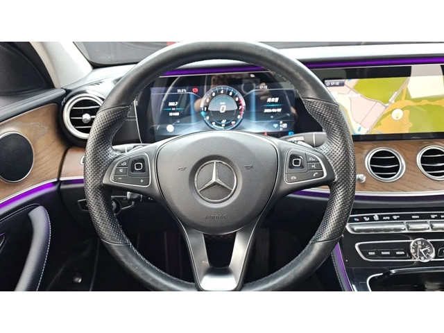 Mercedes-Benz E 300 4 MATIC / 360 КАМЕРИ / ОБДУХВАНЕ / HEAD UP /  PANO - автомобили, коли, обяви за нови и употребявани 8