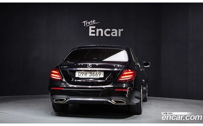 mercedes-benz-e-300 - 3
