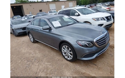 mercedes-benz-e-300 - 0