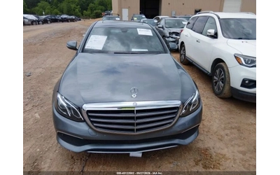 Mercedes-Benz E 300 4MATIC - автомобили, коли, обяви за нови и употребявани 11
