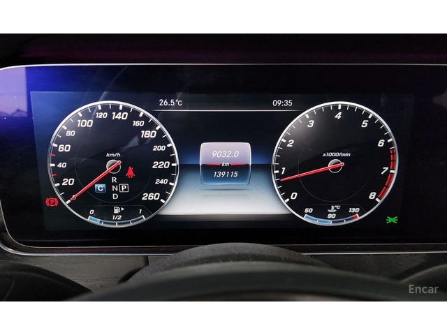 Mercedes-Benz E 300 ДИГИТАЛНО* ТАБЛО* ОБДУХВАНЕ* ПОДГРЕВ* ОБДУХВАНЕ* К - автомобили, коли, обяви за нови и употребявани 11