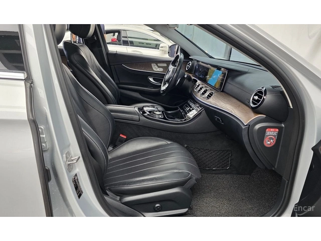 Mercedes-Benz E 300 ДИГИТАЛНО* ТАБЛО* ОБДУХВАНЕ* ХЕДЪП* 360КАМЕРА* - автомобили, коли, обяви за нови и употребявани 13