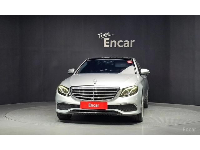 Mercedes-Benz E 300 ДИГИТАЛНО* ТАБЛО* ОБДУХВАНЕ* ХЕДЪП* 360КАМЕРА* - автомобили, коли, обяви за нови и употребявани 2