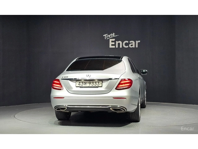 Mercedes-Benz E 300 ДИГИТАЛНО* ТАБЛО* ОБДУХВАНЕ* ХЕДЪП* 360КАМЕРА* - автомобили, коли, обяви за нови и употребявани 3