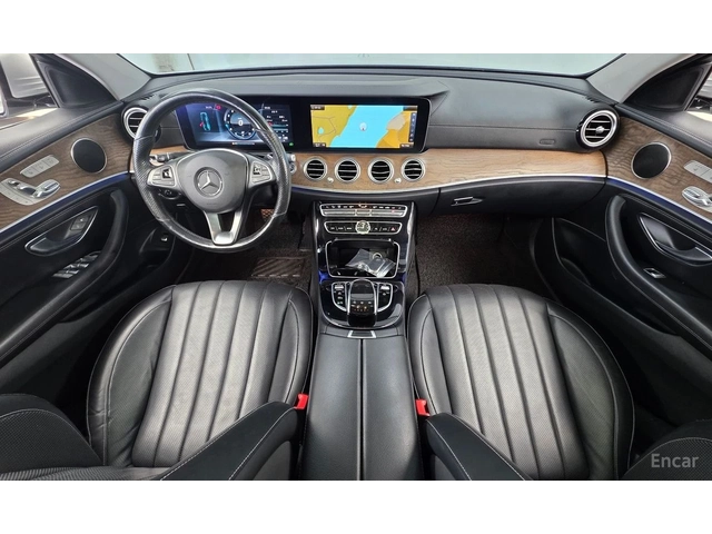 Mercedes-Benz E 300 ДИГИТАЛНО* ТАБЛО* ОБДУХВАНЕ* ХЕДЪП* 360КАМЕРА* - автомобили, коли, обяви за нови и употребявани 5