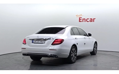 mercedes-benz-e-300 - 1