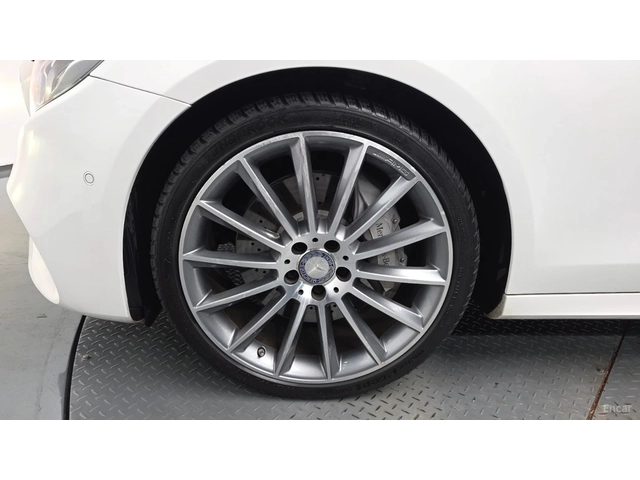 Mercedes-Benz E 300 AMG* 4MATIC* ПОДГРЕВ* КОЖА* ПАНОРАМА* 360* - автомобили, коли, обяви за нови и употребявани 4