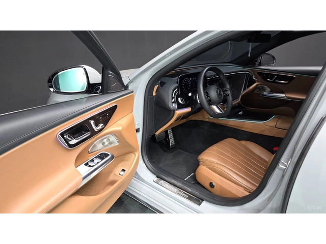 Mercedes-Benz E 300 AMG* 4MATIC* PREMIER SPECIAL* 360* HUD* PANO* FULL - автомобили, коли, обяви за нови и употребявани 7