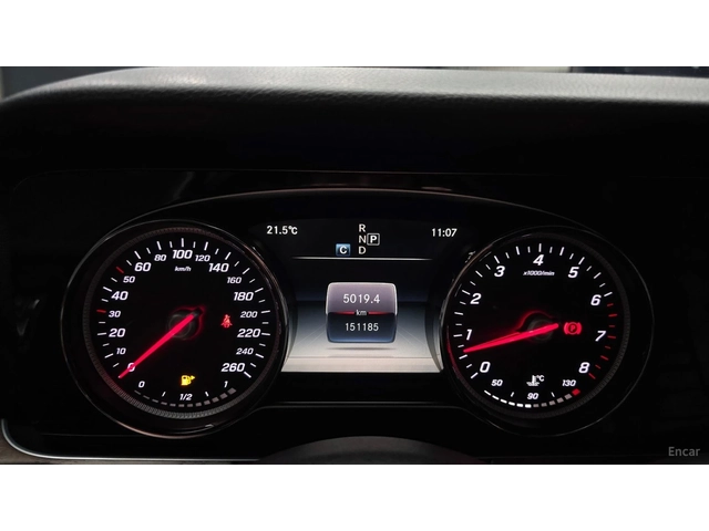 Mercedes-Benz E 300 4MATIC EXCLUSIVE STANDART - автомобили, коли, обяви за нови и употребявани 5