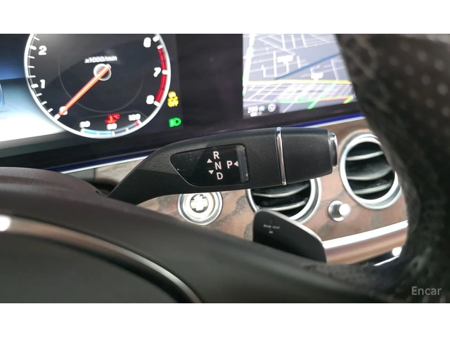 Mercedes-Benz E 300 ДИГИТАЛНО* ТАБЛО* ОБДУХВАНЕ* 360КАМЕРА* - автомобили, коли, обяви за нови и употребявани 12