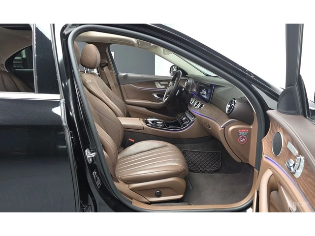 Mercedes-Benz E 300 ДИГИТАЛНО* ТАБЛО* ОБДУХВАНЕ* 360КАМЕРА* - автомобили, коли, обяви за нови и употребявани 14