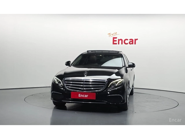 Mercedes-Benz E 300 ДИГИТАЛНО* ТАБЛО* ОБДУХВАНЕ* 360КАМЕРА* - автомобили, коли, обяви за нови и употребявани 2