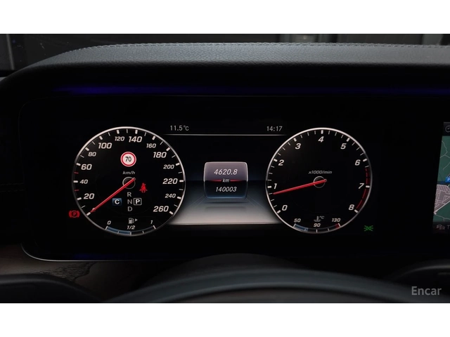 Mercedes-Benz E 300 ДИГИТАЛНО* ТАБЛО* ОБДУХВАНЕ* 360КАМЕРА* ХЕДЪП* - автомобили, коли, обяви за нови и употребявани 12