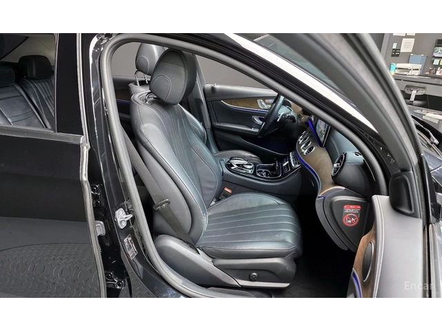 Mercedes-Benz E 300 ДИГИТАЛНО* ТАБЛО* ОБДУХВАНЕ* 360КАМЕРА* ХЕДЪП* - автомобили, коли, обяви за нови и употребявани 13
