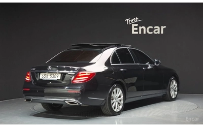 mercedes-benz-e-300 - 1