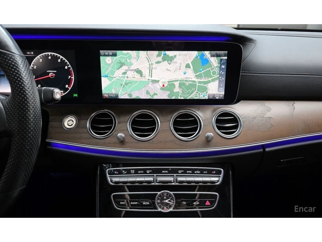 Mercedes-Benz E 300 ДИГИТАЛНО* ТАБЛО* ОБДУХВАНЕ* 360КАМЕРА* ХЕДЪП* - автомобили, коли, обяви за нови и употребявани 9