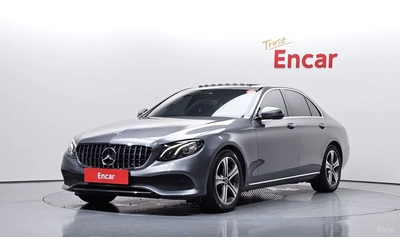 mercedes-benz-e-300 - 0