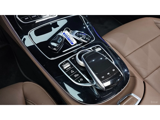 Mercedes-Benz E 300 Avangarde* КОЖА* НАВИ* ПАНО* КАМЕРА - автомобили, коли, обяви за нови и употребявани 14