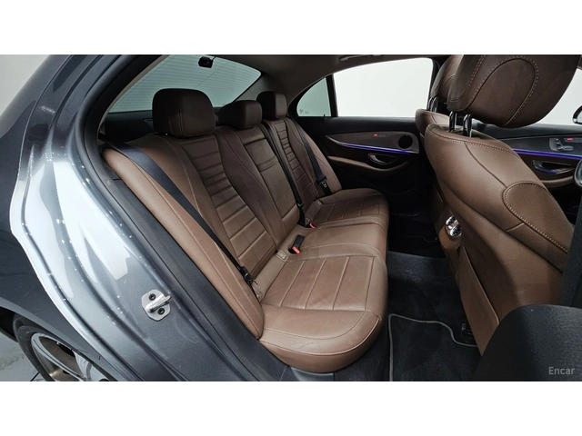 Mercedes-Benz E 300 Avangarde* КОЖА* НАВИ* ПАНО* КАМЕРА - автомобили, коли, обяви за нови и употребявани 9