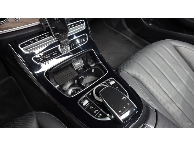 Mercedes-Benz E 300 4MATIC* 360* BURMESTER* DISTRO* ОБДУХ - автомобили, коли, обяви за нови и употребявани 10