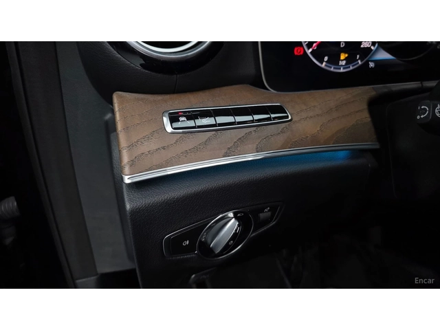 Mercedes-Benz E 300 4MATIC* 360* BURMESTER* DISTRO* ОБДУХ - автомобили, коли, обяви за нови и употребявани 11
