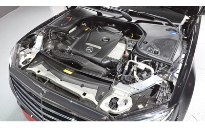 Mercedes-Benz E 300 4MATIC* 360* BURMESTER* DISTRO* ОБДУХ - автомобили, коли, обяви за нови и употребявани 16