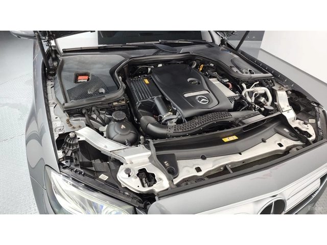 Mercedes-Benz E 300 4MATIC* 360* BURMESTER* DISTRONIC* ОБДУХ - автомобили, коли, обяви за нови и употребявани 16