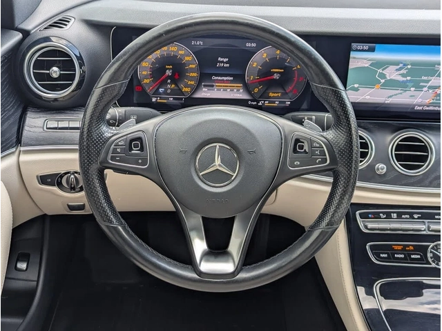 Mercedes-Benz E 300 AMG LINE* 4MATIC* 360* PANO* BURMESTER* DISTRO - автомобили, коли, обяви за нови и употребявани 4