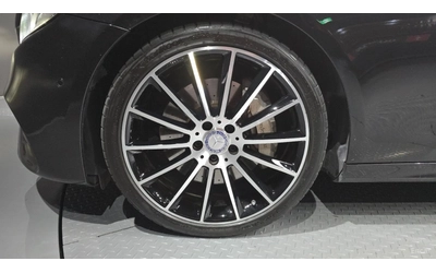 mercedes-benz-e-300 - 4