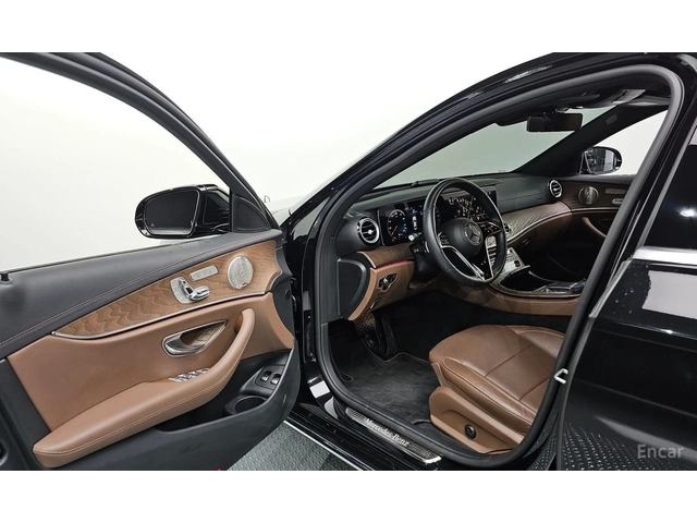 Mercedes-Benz E 300 EXCLUSIVE* HYBRID* 4MATIC* DIS* ОБДУХ* КРАЙНА ЦЕНА - автомобили, коли, обяви за нови и употребявани 6