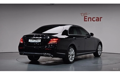 mercedes-benz-e-300 - 1