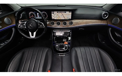mercedes-benz-e-300 - 5