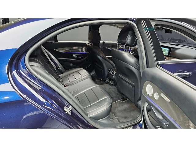 Mercedes-Benz E 300 4MATIC AMG* 360* ОБДУХ* DISTRO* BURMESTER - автомобили, коли, обяви за нови и употребявани 9
