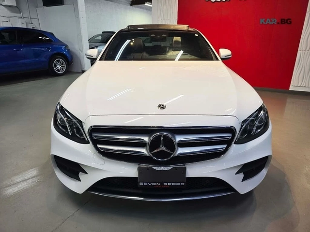 Mercedes-Benz E 300 4MATIC/SPORT-PACK/PANOROOF/BURMESTER - автомобили, коли, обяви за нови и употребявани 1