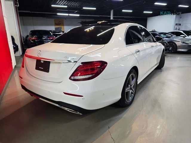 Mercedes-Benz E 300 4MATIC/SPORT-PACK/PANOROOF/BURMESTER - автомобили, коли, обяви за нови и употребявани 5