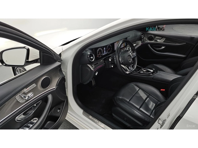 Mercedes-Benz E 300 4MATIC* AMG* 360* PANO* КОЖА* ПОДГРЕВ* - автомобили, коли, обяви за нови и употребявани 10