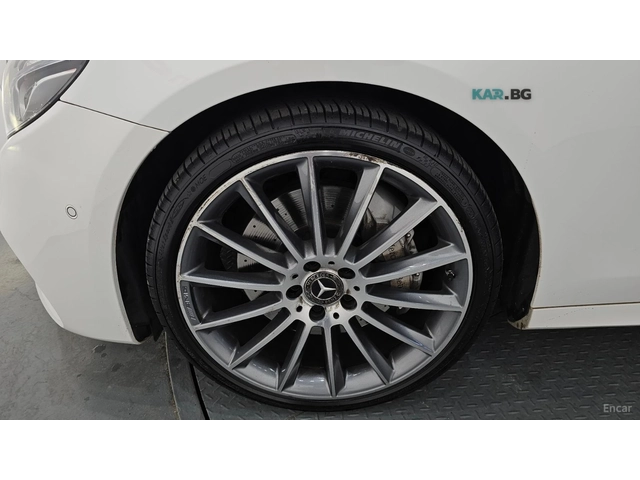 Mercedes-Benz E 300 4MATIC* AMG* 360* PANO* КОЖА* ПОДГРЕВ* - автомобили, коли, обяви за нови и употребявани 4