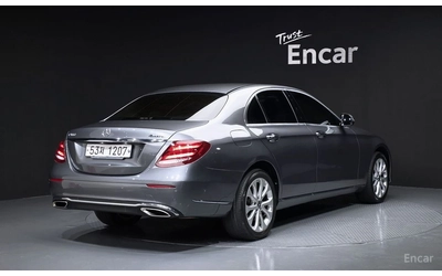 mercedes-benz-e-300 - 1