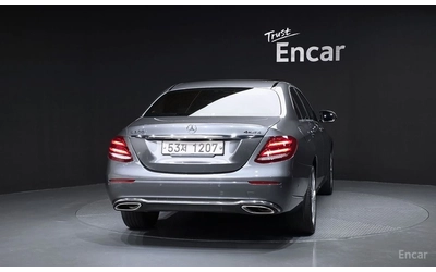 mercedes-benz-e-300 - 3