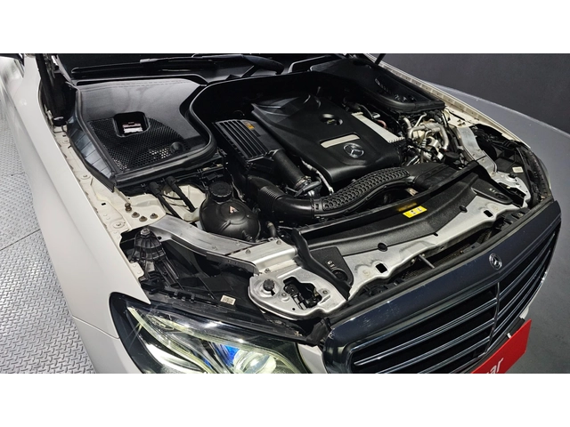 Mercedes-Benz E 300 4MATIC Exclusive | HUD | 360  Камера | Вентилирани - автомобили, коли, обяви за нови и употребявани 4