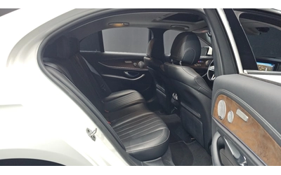 Mercedes-Benz E 300 4MATIC Exclusive | HUD | 360  Камера | Вентилирани - автомобили, коли, обяви за нови и употребявани 9