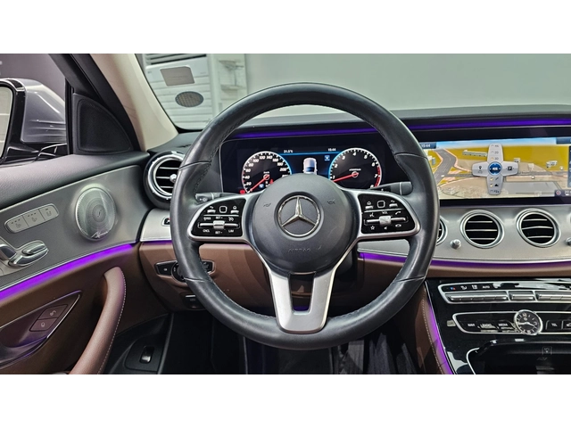 Mercedes-Benz E 300 E300 AMG Line - автомобили, коли, обяви за нови и употребявани 11