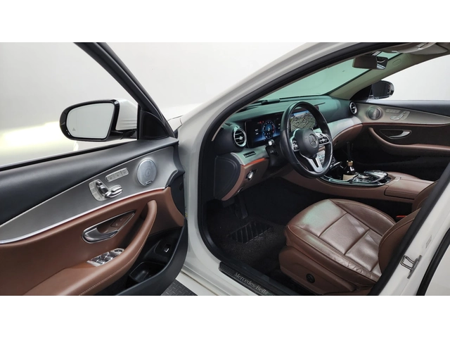 Mercedes-Benz E 300 E300 AMG Line - автомобили, коли, обяви за нови и употребявани 8