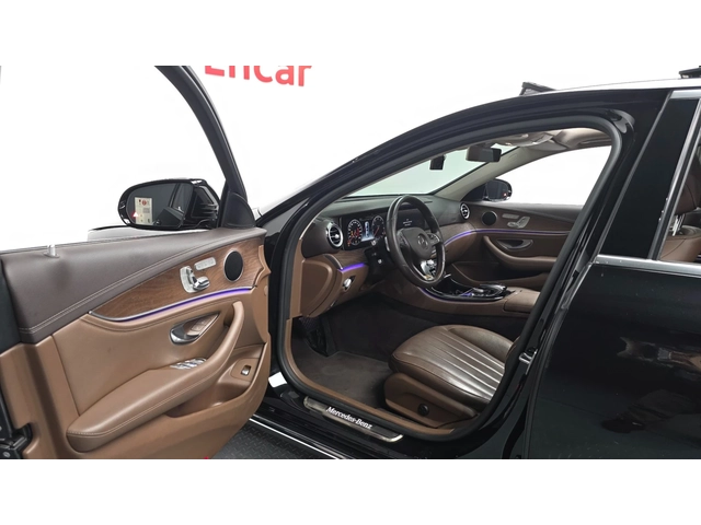 Mercedes-Benz E 300 E300 Exclusive - автомобили, коли, обяви за нови и употребявани 6