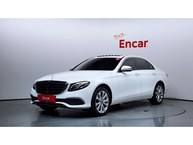 Mercedes-Benz E 300 E300 Exclusive | HUD | 360  Камера | Вентилирани - автомобили, коли, обяви за нови и употребявани 0