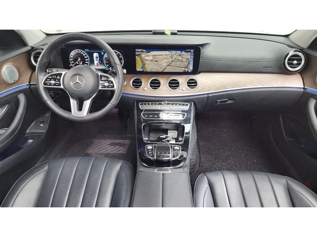 Mercedes-Benz E 300 E300 Exclusive | HUD | 360  Камера | Вентилирани - автомобили, коли, обяви за нови и употребявани 5