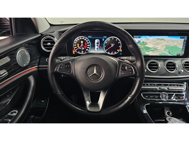 Mercedes-Benz E 300 4MATIC Avantgarde - автомобили, коли, обяви за нови и употребявани 10