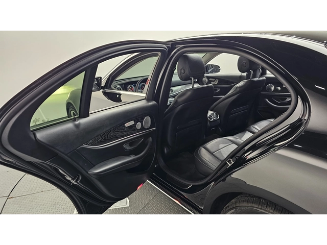 Mercedes-Benz E 300 4MATIC Avantgarde - автомобили, коли, обяви за нови и употребявани 12