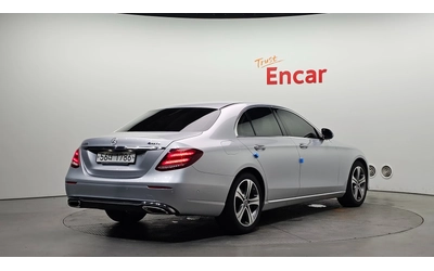 mercedes-benz-e-300 - 1