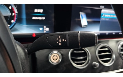 Mercedes-Benz E 300 E300 Avantgarde | 360  | MEMORY | Панорама - автомобили, коли, обяви за нови и употребявани 10